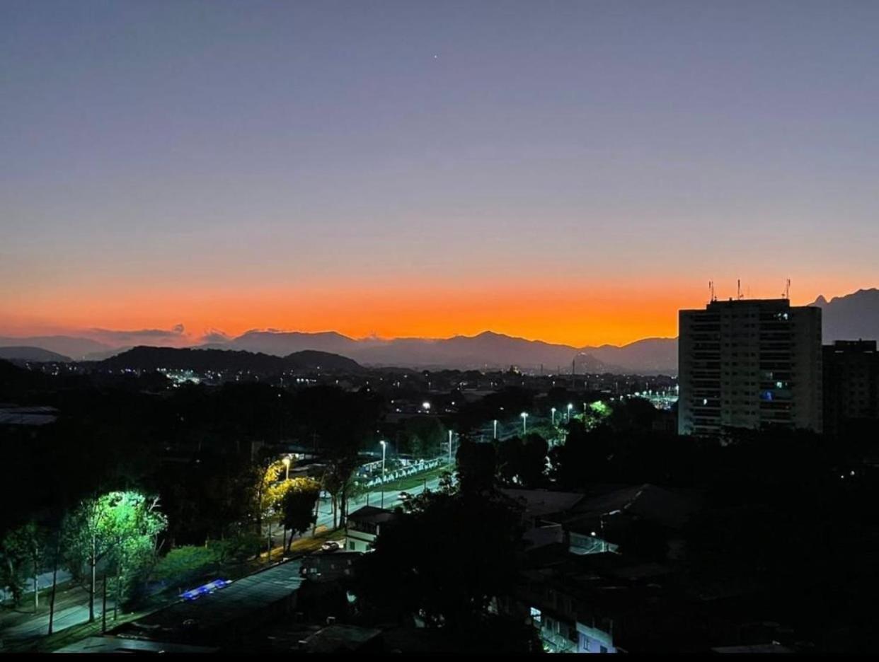 Flat Confortavel Com Piscina Proximo Ao Riocentro Projac Farmasi Arena Barra Da Tijuca Apartamento Río de Janeiro